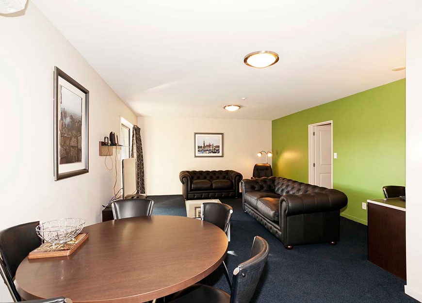 luxury 2 bedroom motel unit